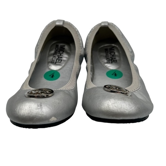 MICHAEL Michael Kors Silver Francesca Signature Ballet Flats Size 4 Girl's - Picture 3 of 9